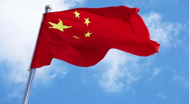 中國最後一位王爺，2014年去世，臨終前要求：把國旗挂在病床邊