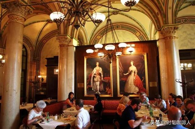 一家咖啡館可以開多久？它們平均已活過220年之久