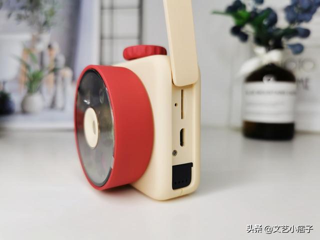 小糖智能玩具相机，用相机记录童年妙思