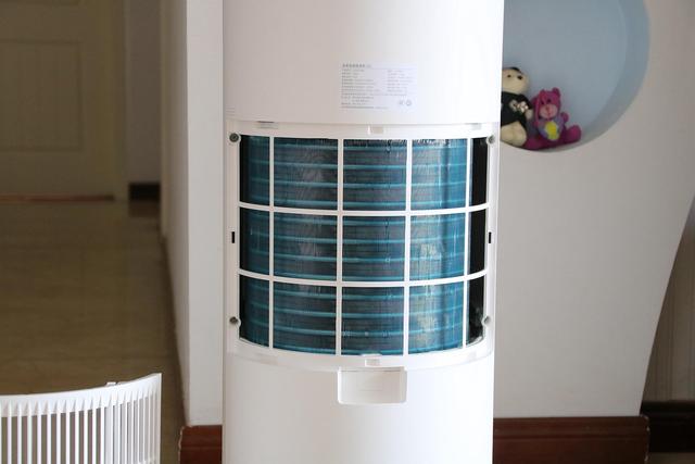 小米推出千元级除湿机新品，超大水箱还带三种智能工作模式