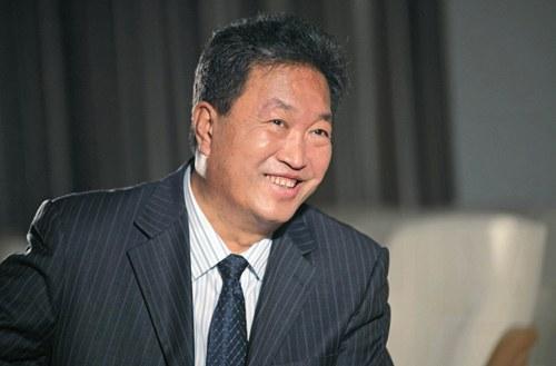 10万块钱起家，坐拥47亿净资产，河北前首富竟然带着儿子去自首