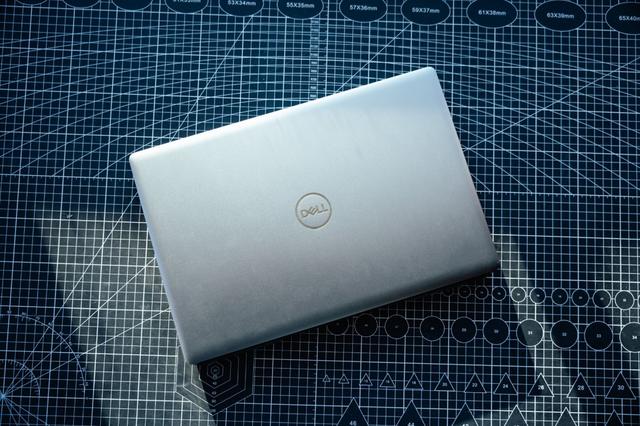 戴尔Precision 7560移动工作站评测：配置登封造极，噪音静若处子