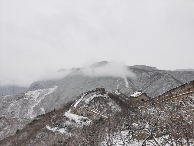 遊北京—雪中的慕田峪長城