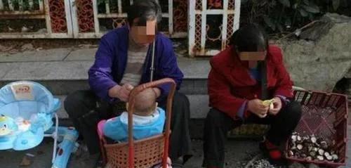 “新型啃老”方式出现，可多数父母并未发觉，还以为子女很孝顺