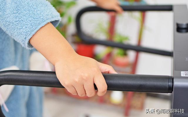 「环游中国」小米首款跑步机：智能易用，你的跑步私教该下课了