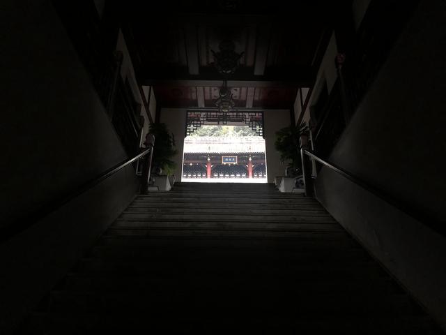 一不小心又成了夜遊~周末街子古鎮康道徒步到光嚴禅院~腳都走麻了