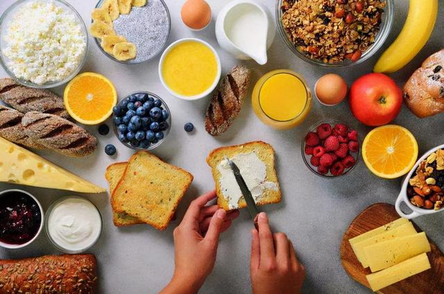 老人血糖8.2算超标吗？15年“糖龄”老人的控糖经验，值得借鉴