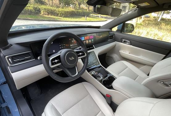 理想ONE为何大卖？试驾了两天的确实力不凡