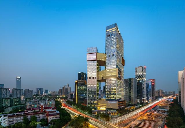 阿里和腾讯背后的大股东是谁？京东、小米的大老板又是谁？望周知