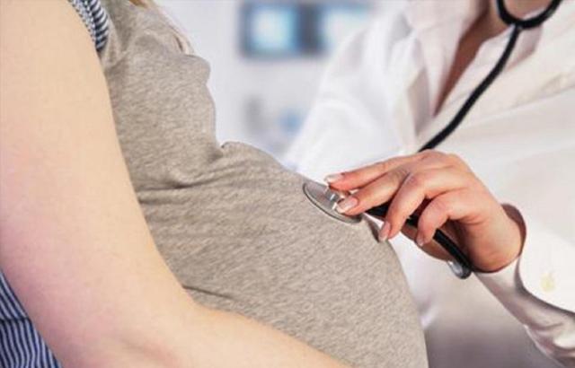 24年前，轰动世界的全球首例七胞胎，现已长大成人，离开获赠别墅