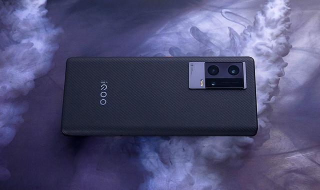 辞旧迎新！新年不妨换款好手机长面子，这4款机型可以直接抄作业