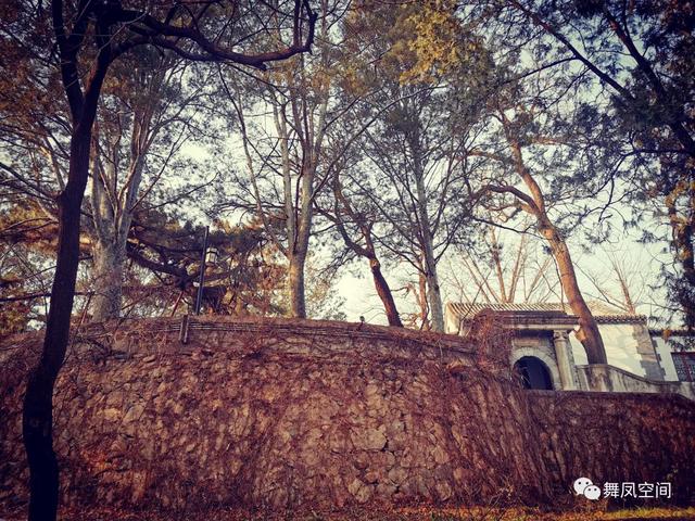 北京鹫峰，山頂漫行記