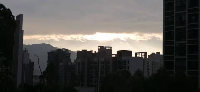 雲彩下的山城系列（三）