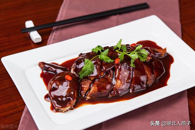 上海最出名的14道名小吃，特色上海味，香鹹可口，你都吃過幾道呢