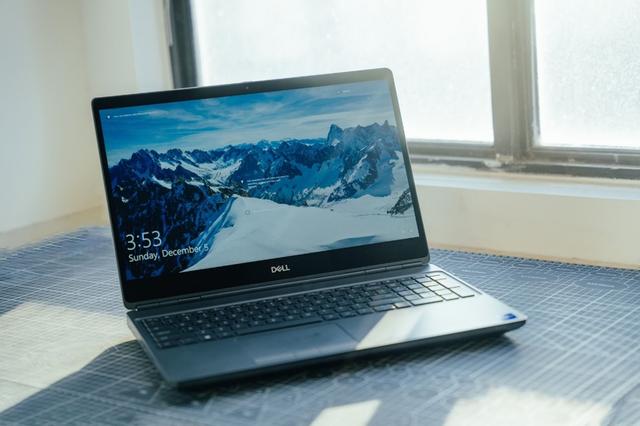 戴尔Precision 7560移动工作站评测：配置登封造极，噪音静若处子