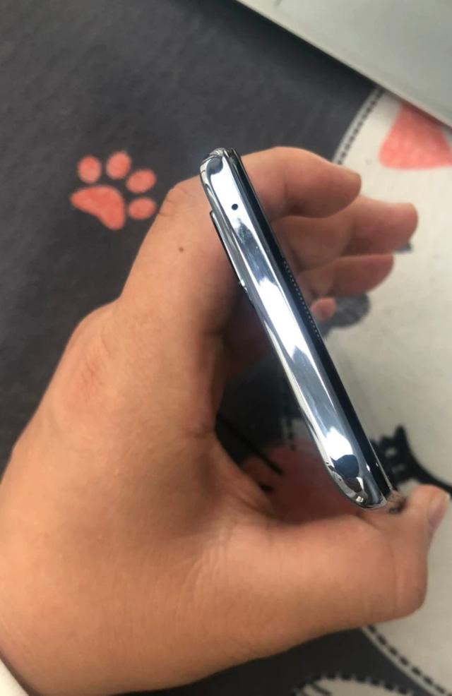 又一款联发科天玑芯片手机