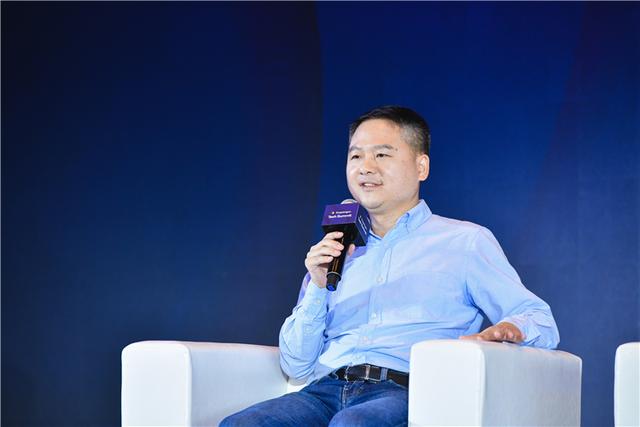 高通做东，小米OV荣耀中兴黑鲨齐聚一堂，场面竟然很和谐