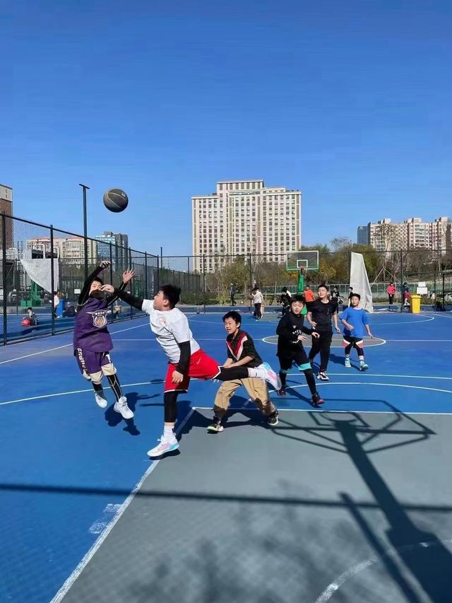 少儿篮球对儿童身心发展的益处