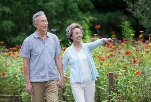 中老年注意，3个勤快习惯要改掉，越勤快越容易得病，影响身体