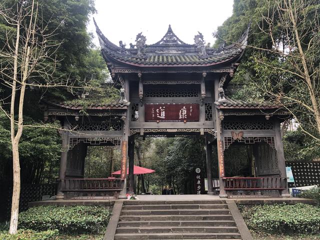 一不小心又成了夜遊~周末街子古鎮康道徒步到光嚴禅院~腳都走麻了