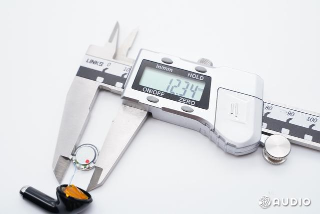 浅入耳式设计，5.1蓝牙芯片，联想thinkplus Liveods LP40拆解报告