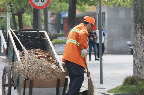 联想高管薪酬高不高呢？杨元庆年薪1.7个亿，他自己认为不算高