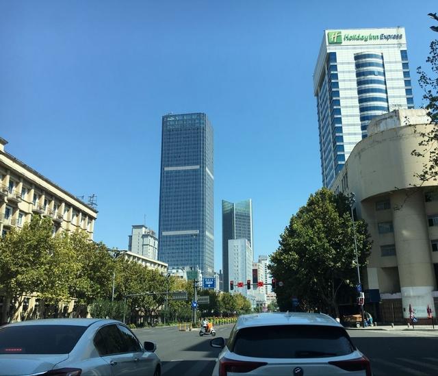 安徽合肥在建超高地标——由祥源城引领，恒大宝能摩天项目成遗憾