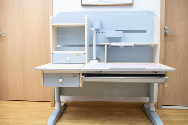 健康与舒适陪伴宝宝一起成长，科贝森儿童学习桌椅套装使用体验