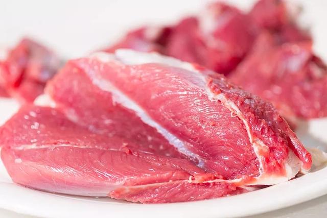 肺纤维化患者可以常吃哪些蔬菜和肉？有哪些禁忌？