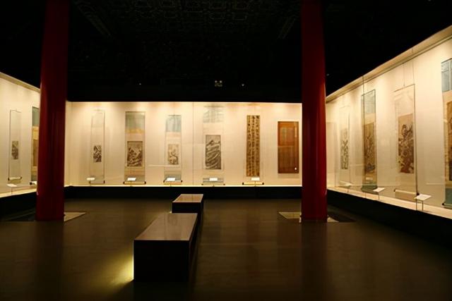 故宮金磚不能沾水，需要用煤油保養，可沒有煤油之前用什麽保養