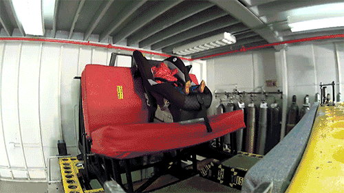 给孩子穿羽绒服要谨慎，不搞清楚这3个问题，可能会生病甚至致命