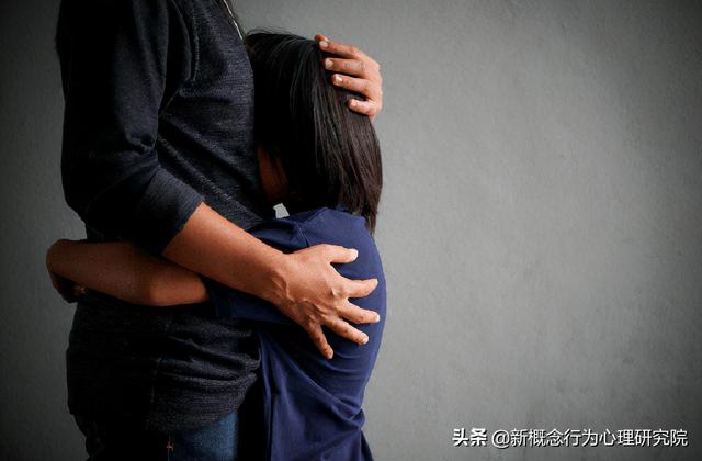 家长眼中的习以为常，可能对孩子来说却是精神虐待