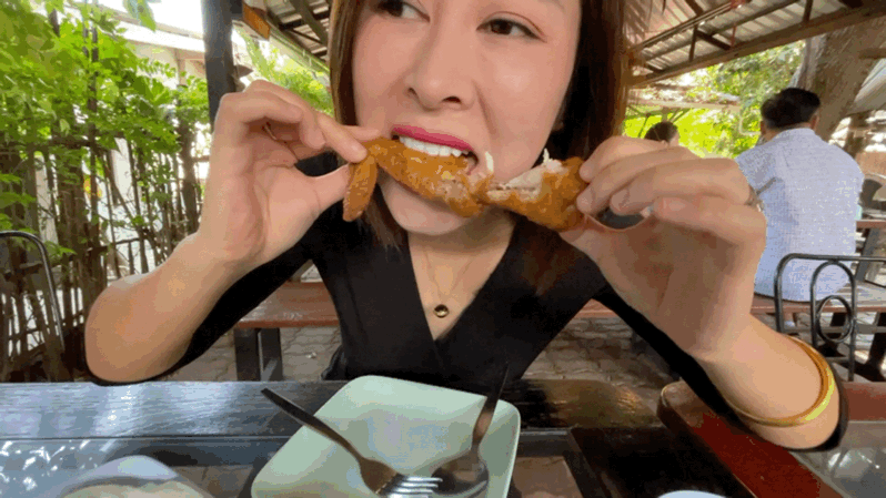 5元一個泰國脆皮炸雞，咬一口咔咔爆汁，大口吃肉超過瘾