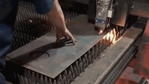 越南研制无人战斗系统，粗劣如高中生模型，科技鸿沟会被降维打击