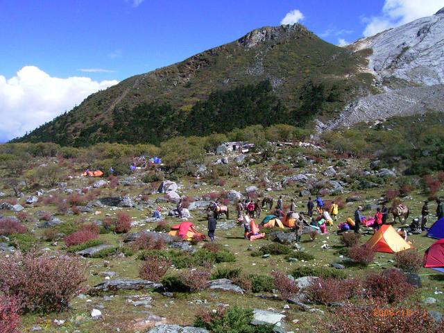 攀登哈巴雪山