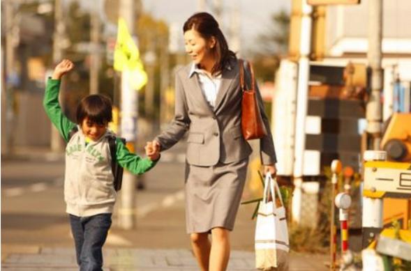 孩子性格与母亲形象有关？家长看法不一，班主任：一眼就能看出来