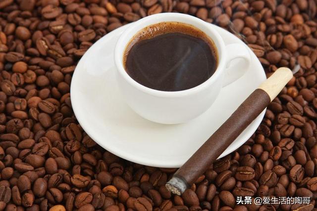 冬季补钙，3个黄金搭配法，老人养骨骼，孩子长个子，把钙牢抓住