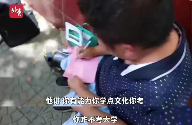 7岁女孩读书上千本，妈妈：我们给不了学区房，但可以给孩子书房