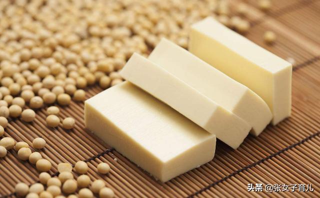 13岁女孩身高167cm，原本矮小如“丑小鸭”，如今长成“白天鹅”