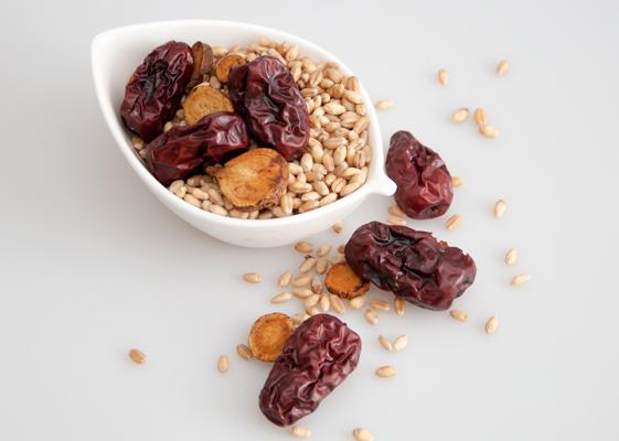 精神抑郁、情绪焦虑、失眠烦躁，试试医圣张仲景的甘麦大枣汤