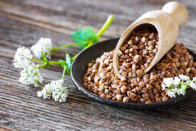 金荞麦、野荞麦、苦荞麦、花荞麦这4种有什么区别？一文讲清楚