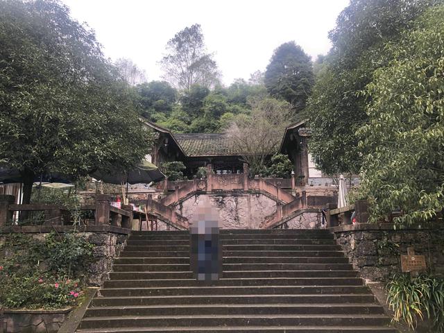 一不小心又成了夜遊~周末街子古鎮康道徒步到光嚴禅院~腳都走麻了