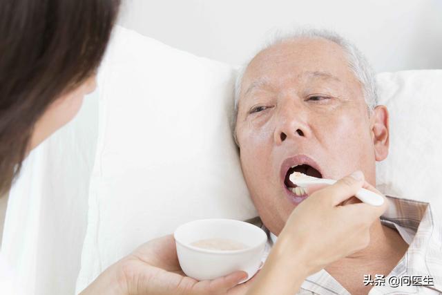 中老年人补充叶酸好处多，预防脑卒中、老年痴呆，赶紧吃起来