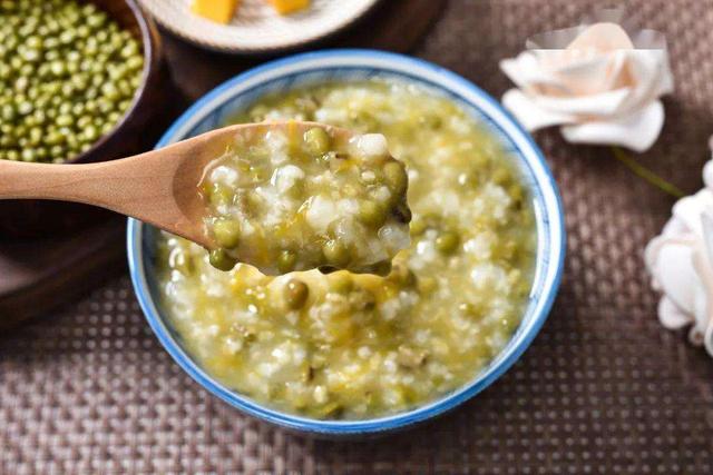 月子期间的各类粥食谱及做法