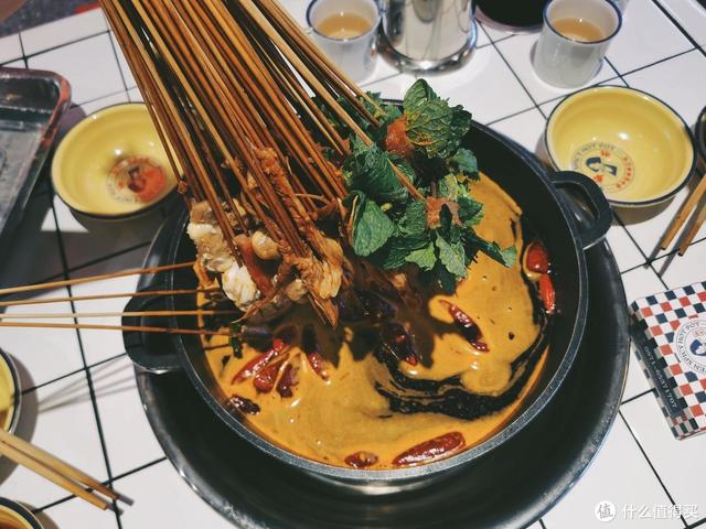 旅行就要邊走邊吃：舌尖上的昆明，盤點我在昆明吃到的各種美食