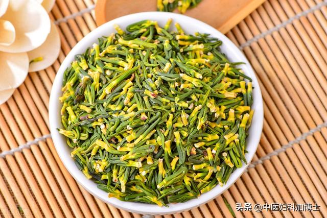 体内有病，腿部先知？医生提醒：腿上出现3种异常，警惕疾病来袭