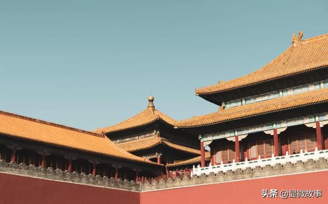 那些在路上的老年人：在景區找不到廁所、不會手機買票