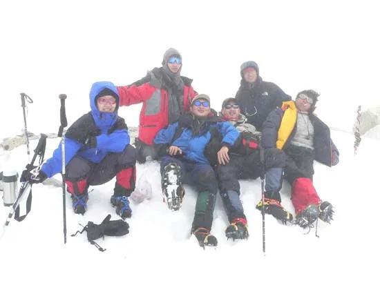 攀登哈巴雪山