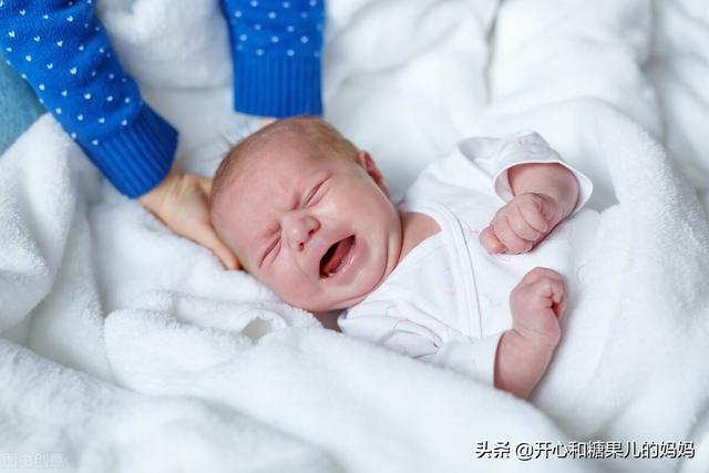 新生儿月子里一斤没长，原因是水平横胃？宝宝体重增长缓慢需警惕