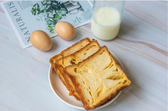 孩子早餐喝粥不健康？奶奶煮粥被宝妈嫌弃，专家却称赞对娃发育好